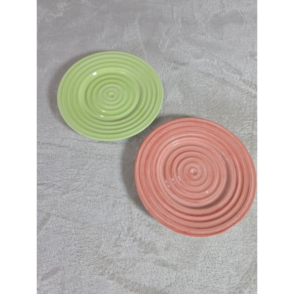Yankeeware Made for Yankee Candle 7" Plates Salmon & Green Candle Plate Lot of 2